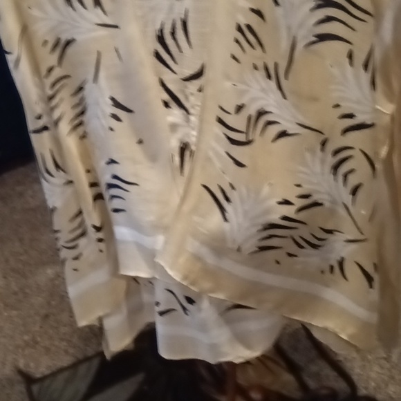 NWT Harve' Bernard 100% viscose multi-colored foliage print cardigan Sz OS - Picture 7 of 9